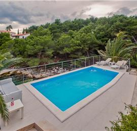 Luxury 6 Bedroom Seafront Villa with pool and Separate Apartment along Secluded Beach near Hvar Town, Sleeps 10-12